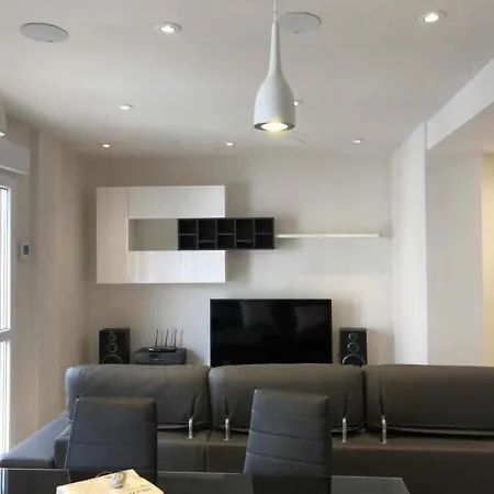 Apartment Pablo Iglesias By Silastur *