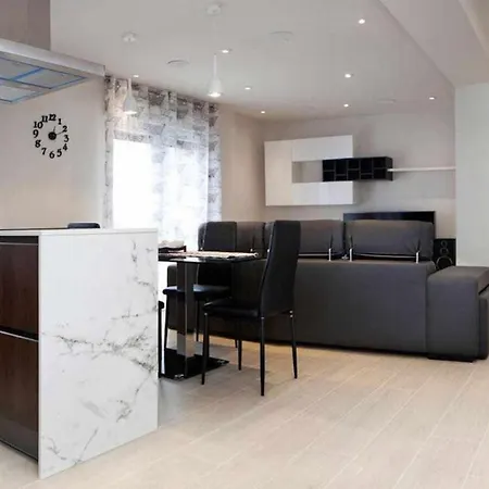 Pablo Iglesias By Silastur *